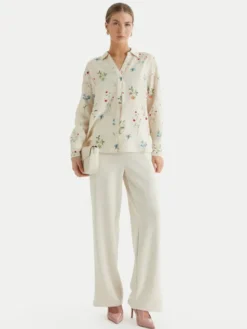 ONLY Spodnie materiałowe Maya 15369156 Beżowy Loose Fit