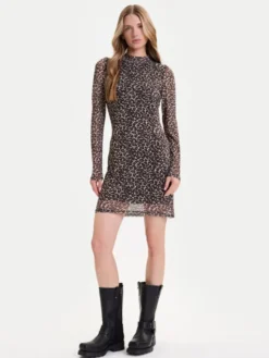 ONLY Sukienka codzienna Erica 15355845 Beżowy Regular Fit