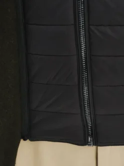 Pako Lorente Płaszcz P24WP-7X-011 Zielony Classic Fit