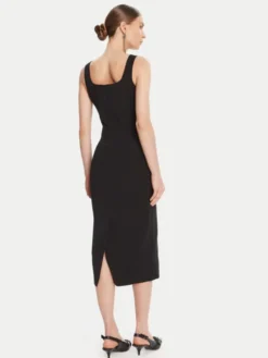 Patrizia Pepe Sukienka koktajlowa 8A1514 A6F5 Czarny Regular Fit