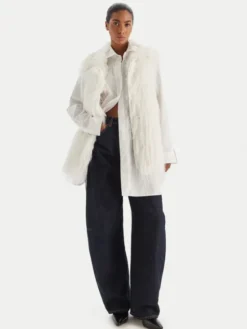 PINKO Futro 106044 A2ZO Z14 Biały Regular Fit