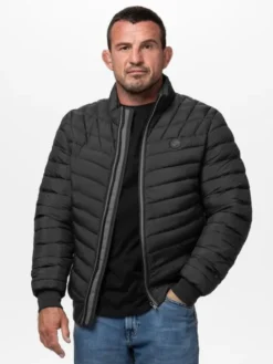 PITBULL Kurtka przejściowa NAYLOR Czarny Regular Fit