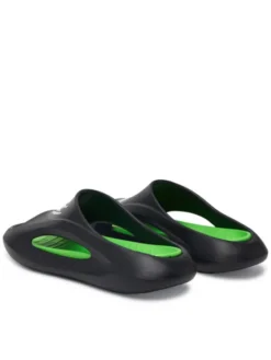 Plein Sport Klapki SAES USG0039 SXV022N Czarny