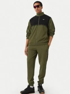 Reebok Bluza Artek RK25726CCM Zielony ciemny Regular Fit