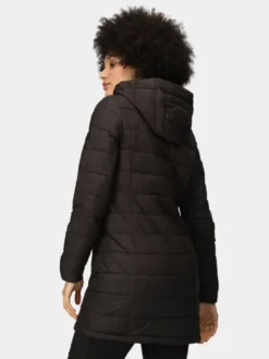 Regatta Kurtka zimowa Starler RWN208 Czarny Regular Fit