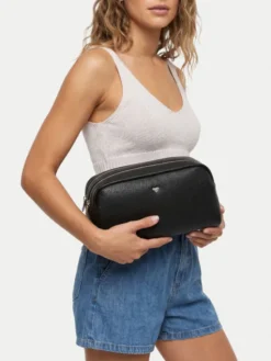 Roxy Kosmetyczka CWBEO-RX-W1-002-SS26 Czarny