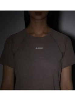 Salomon Koszulka techniczna SHAKEout AIR CROPP SS TEE W Brązowy Cropped Fit