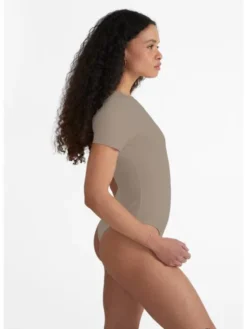 Style Republic Body Shortsleeve Brązowy jasny Curvy Fit