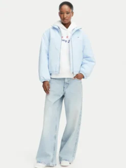 Tommy Jeans Kurtka przejściowa DW0DW22908 Niebieski jasny Regular Fit