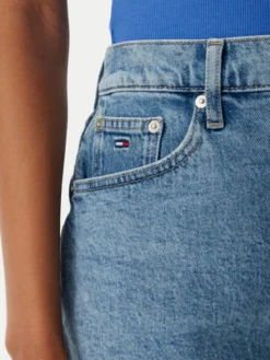 Tommy Jeans Szorty jeansowe DW0DW22691 Niebieski jasny Regular Fit