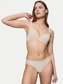 Triumph Biustonosz z fiszbiną Body Make Up Illusion 10217848 Beżowy