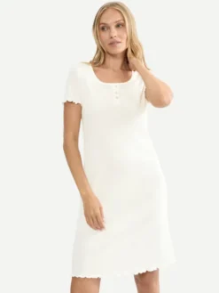 Triumph Koszula nocna Mix & Match 10227255 Biały Regular Fit