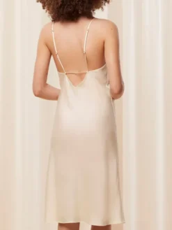 Triumph Koszula nocna Silky Sensuality NDW X 10216557 Écru
