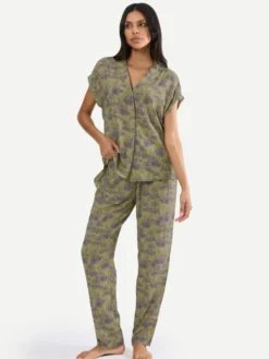 Triumph Piżama Boyfriend 10222611 Zielony Relaxed Fit