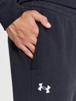 Under Armour Spodnie dresowe Ua Rival Fleece Joggers 1379774 Czarny Loose Fit