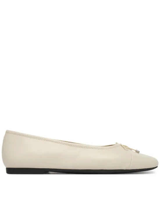 Vagabond Shoemakers Baleriny Jolin 5508-101-02 Écru