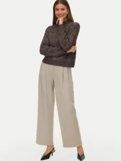 Vero Moda Golf Virgo 10331875 Brązowy Regular Fit
