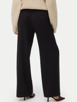 Vero Moda Spodnie materiałowe Milly 10331924 Czarny Wide Leg