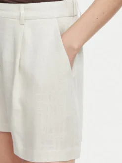 Vero Moda Szorty materiałowe Rosie 10346913 Beżowy jasny Loose Fit