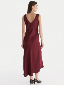 ViCOLO Sukienka koktajlowa TF0247 Bordowy Regular Fit